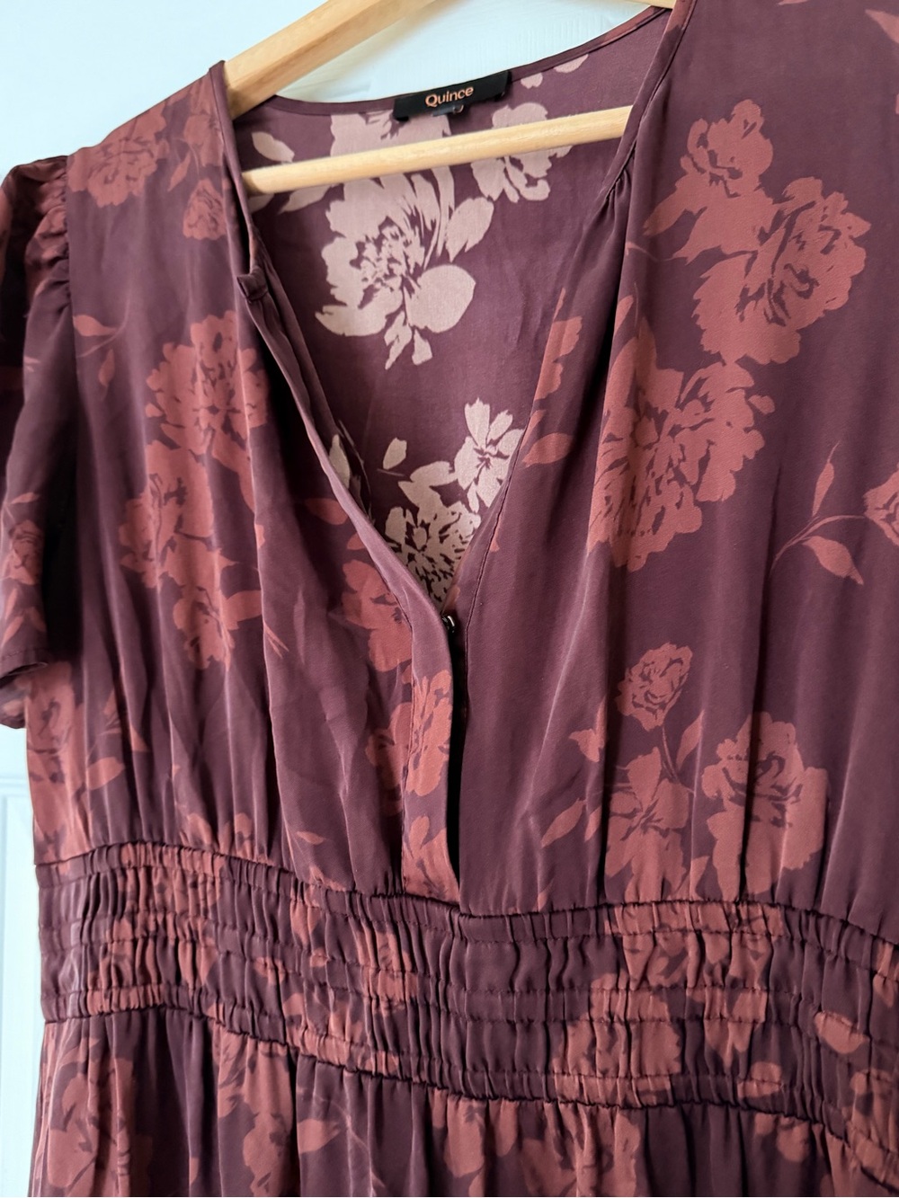 Quince Washable Stretch Silk Tiered Maxi Dress in Ruby Noir Size Small - Picture 4 of 9